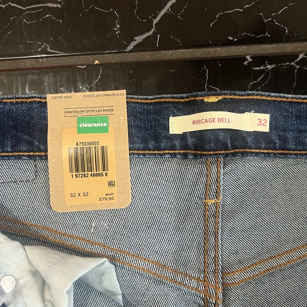 Levi's Ribcage Bell Bootcut Jeans in Blue